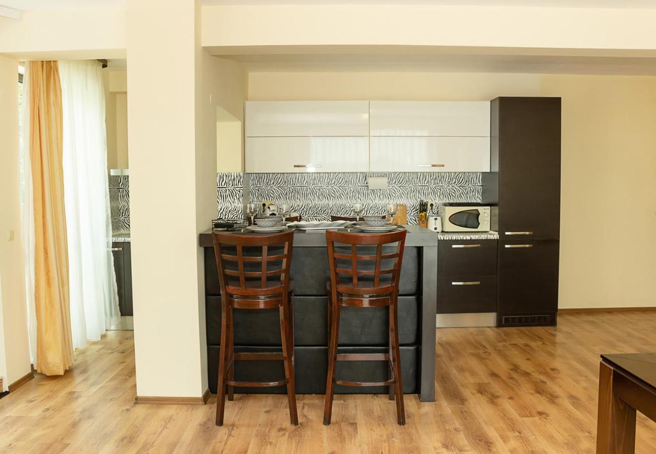 Cozy 1Bd Apartment With A Spacious Terrace By Flat Mаnager Baltsjik Eksteriør bilde